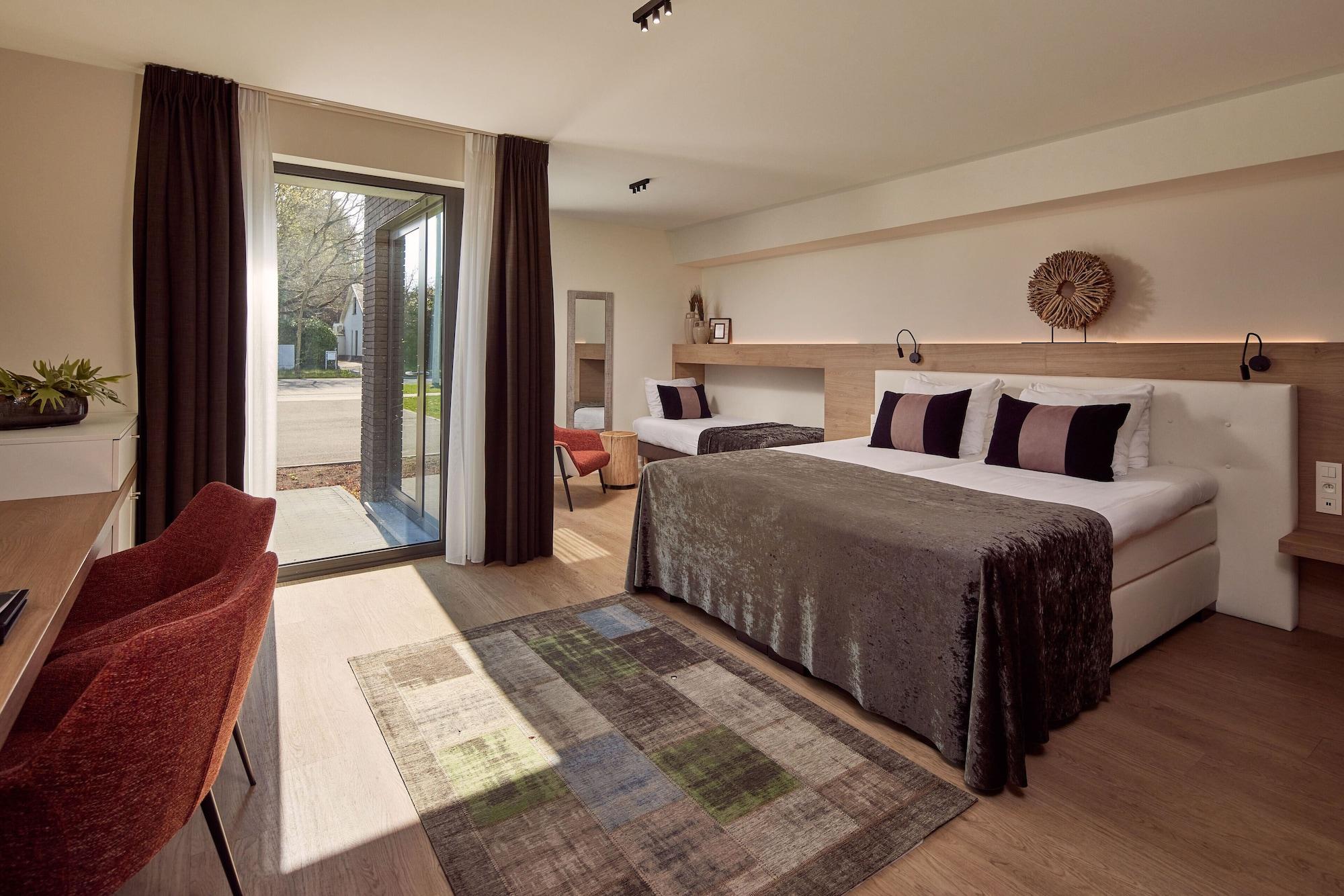 Hotel Der Valk Dennenhof 4*